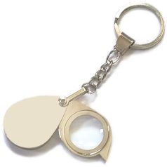 Gravírozott nagyítós kulcstartó – praktikus