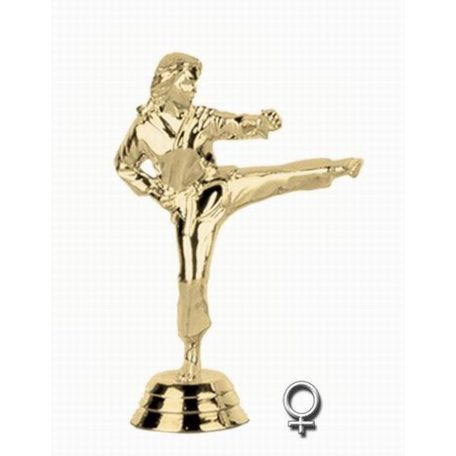 KARATE NŐ