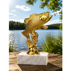 Legnagyobb hal díj márványon - arany hal szobor 12 cm