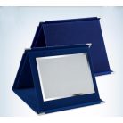 Kék plüss mappa fém plakettel