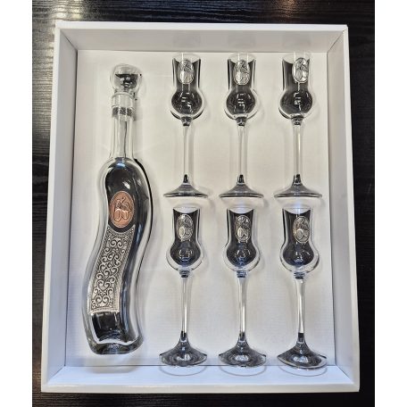 Gravírozható pálinkás pohár készlet 6 db pohárral 1 db pálinkás üveggel