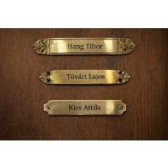 Réz névtáblák