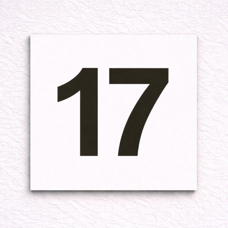 Fehér fém házszám