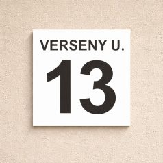 Fehér házszámtábla utcanévvel - több méretben