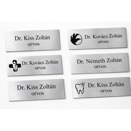 Gravírozott mágneses névkitűző - fém
