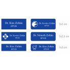 Gravírozott mágneses névkitűző - kék színű műanyag fehér betűvel