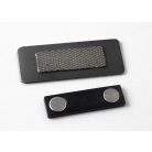 Gravírozott mágneses névkitűző - ezüst színű fémhatású műanyag