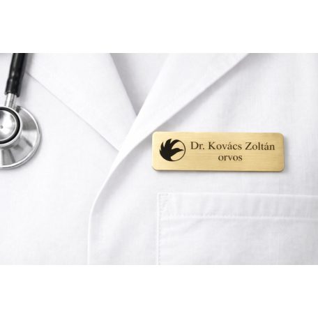 Gravírozott mágneses névkitűző - arany színű fémhatású műanyag