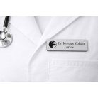 Gravírozott mágneses névkitűző - matt szürke színű műanyag